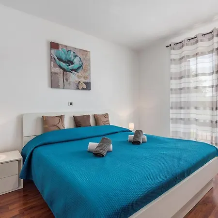House * Tinjan